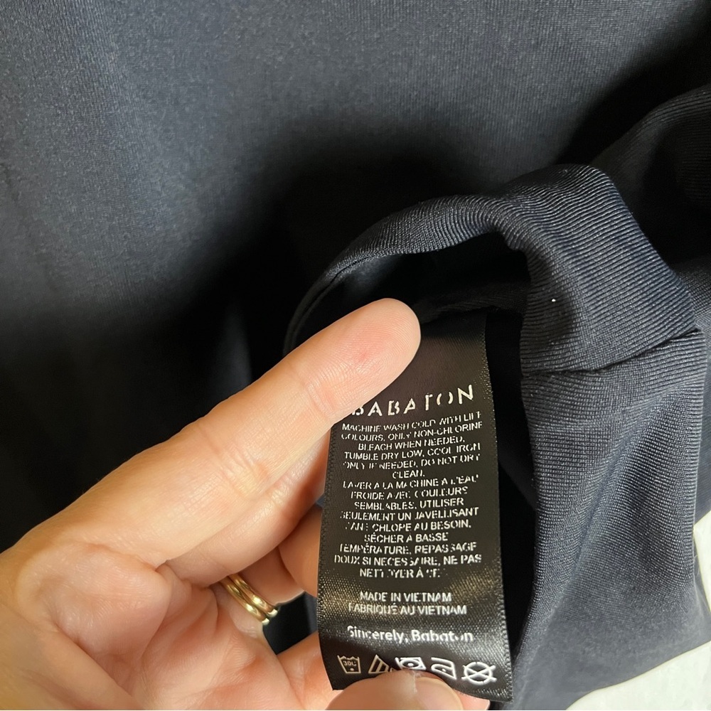 Babaton Aritzia Black Short Sleeve Crop Top XL Casual Neutral Minimalist Capsule - Picture 4 of 7